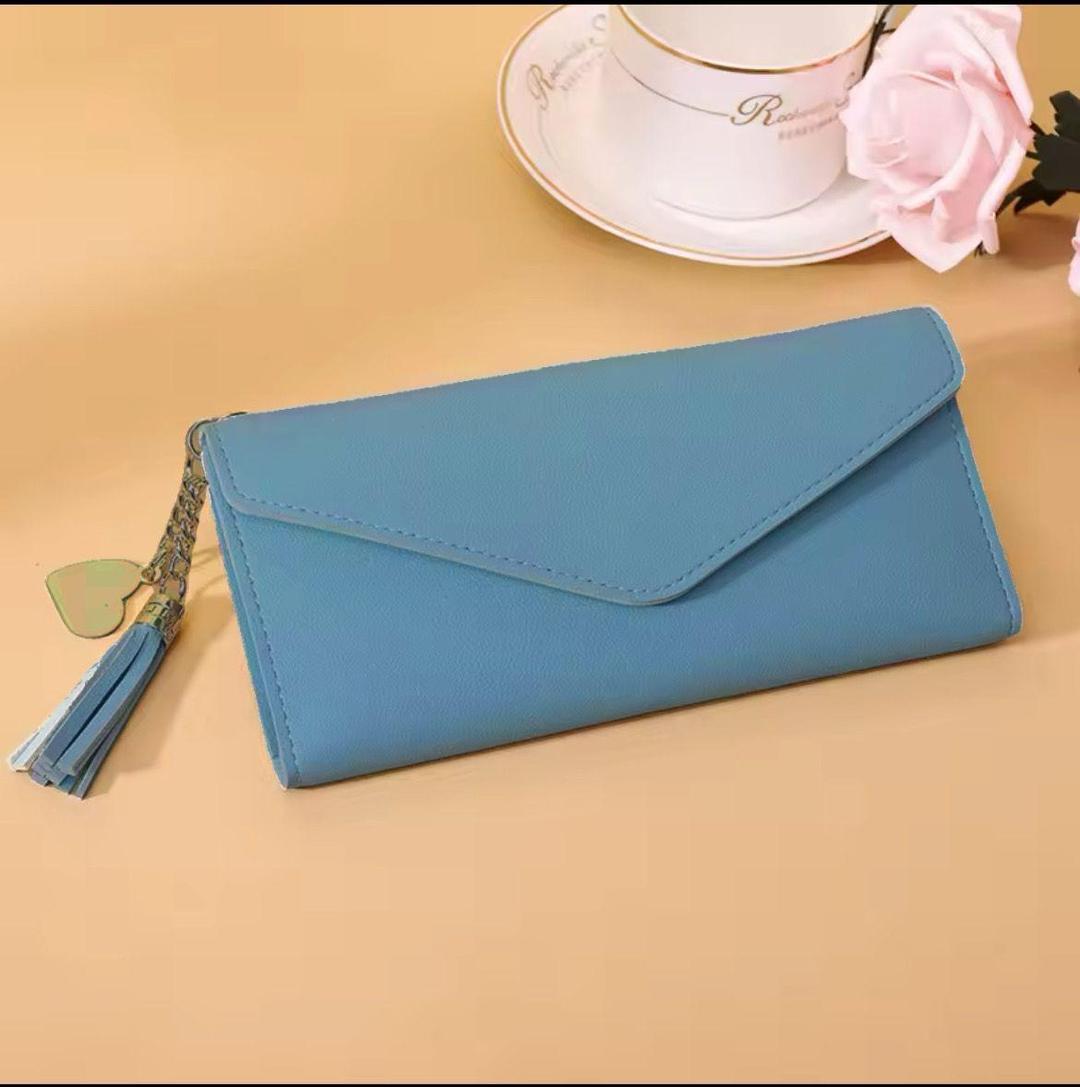 CHIC  BLUE PURSE